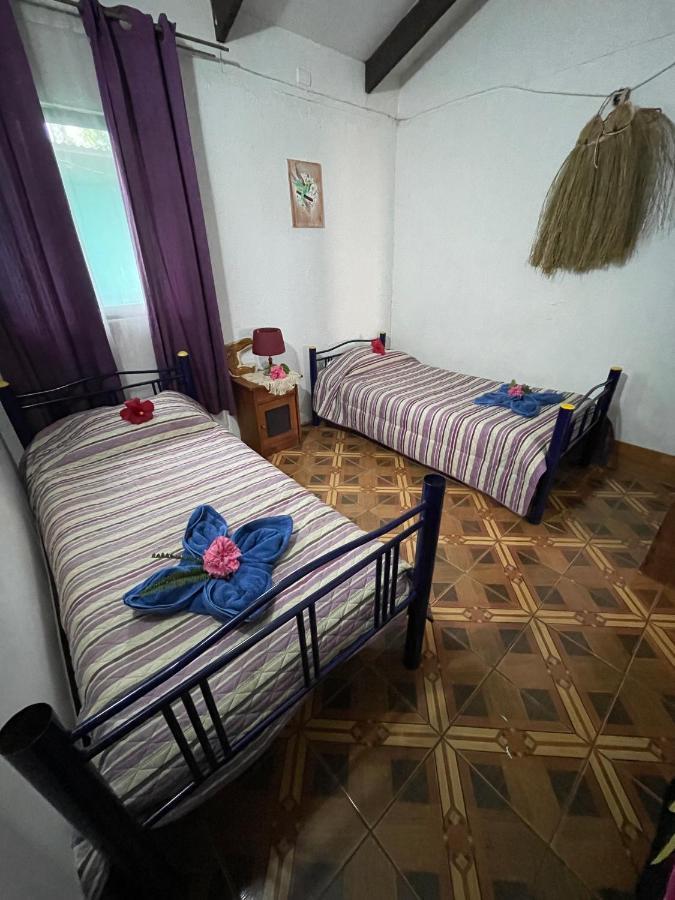 Pua Vaenga Hanga Roa Exterior foto